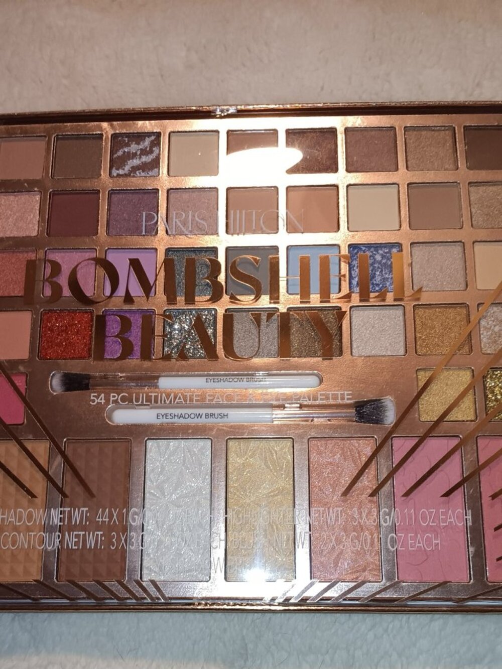 Paris Hilton Make up 54 pc palette